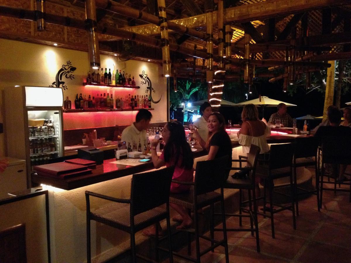 Pyramid Resort Panglao Extérieur photo