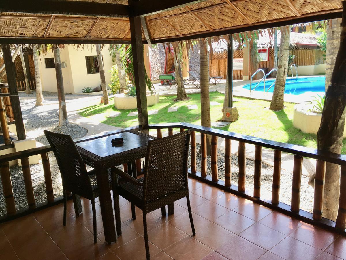 Pyramid Resort Panglao Extérieur photo