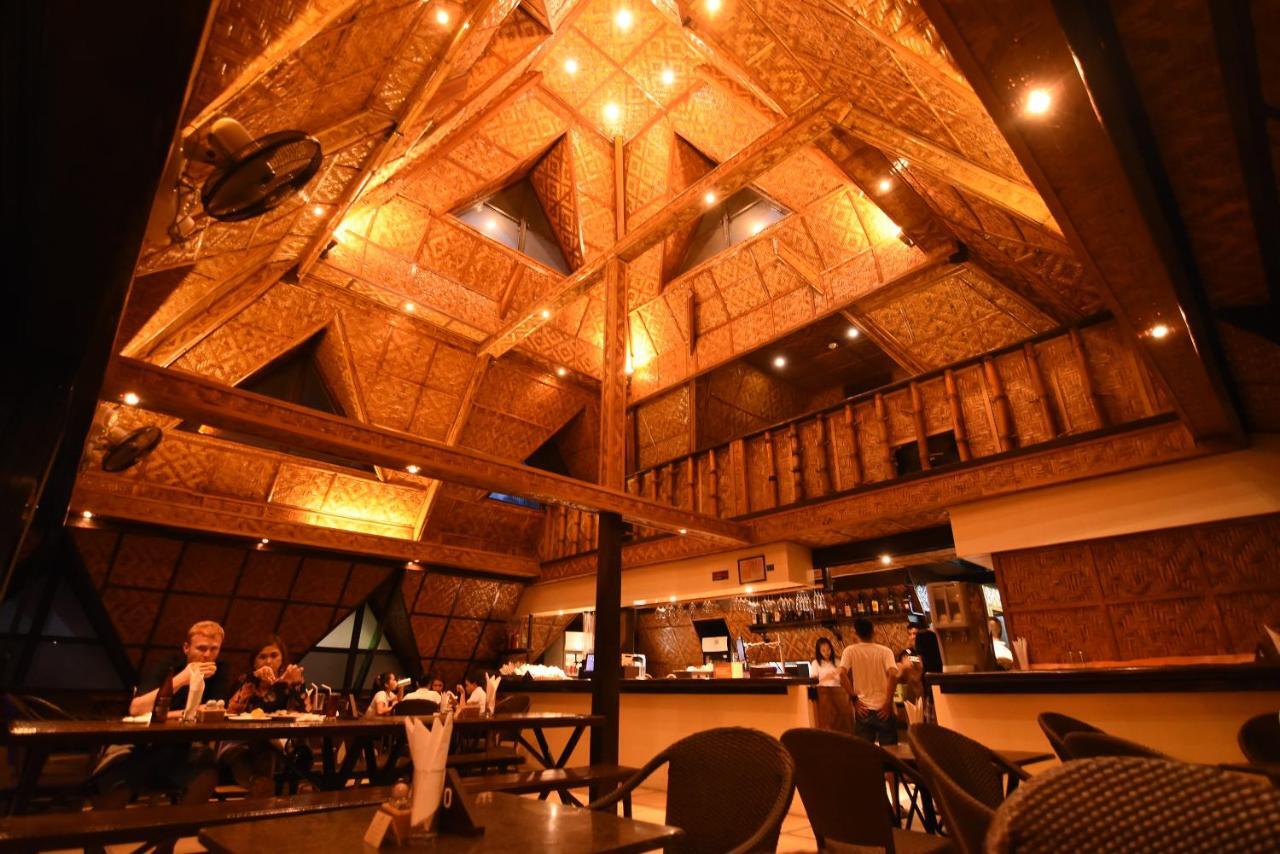 Pyramid Resort Panglao Extérieur photo
